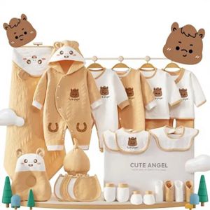 Fashion Farmoz  Chic coffret Kit de naissance bébé  /ensemble layette/coffret  cadeau habit de bébé 