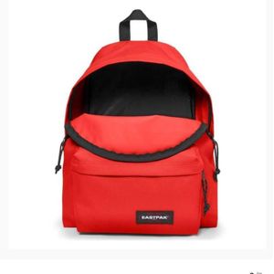 Gn sac a dos Eastpak appartient 