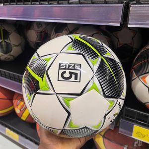 Ballon de football 5 étoiles 