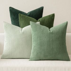 TodyJeyHo Boho ferme Sage vert jette oreiller couvre 18x18 pouces ensemble de 4 Mordern housses de coussin nordique doux velours côtelé décor pour la maison canapé lit canapé salon vert forêt
