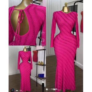 Robe de soirée maxi en tricot texturé discordant