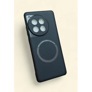Coque one plus 12R noir magnétique 