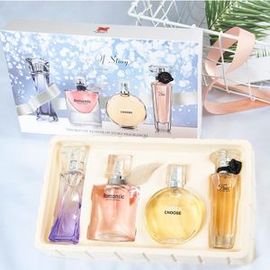 4Pcs/Set Parfums Femme Classique Durable Dames Parfums Cadeau