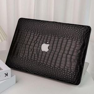 Kit Coque Macbook : Kiit de Protection Similicuir Noir pour Macbook Air et Pro *Regardez derrière la machine pour voir le numéro du modèle sa commence par A*