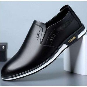 Chaussures à semelle souple pour hommes