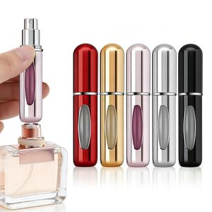 Bouteilles d'atomisateur de parfum 5ml rechargeables, mini pulvérisateur portable à remplissage par le bas, distributeur de parfum voyage anti-fuites à brouillard fin pour femme et homme, disponible en or brillant, noir, argent mat, rose et rouge
