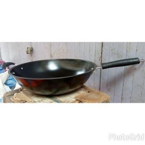 Poêle Wok Cm - Noire vg