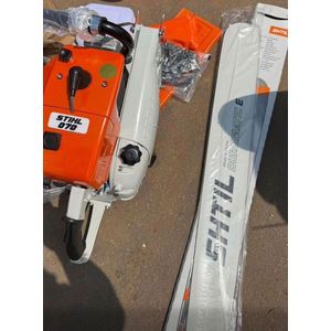 STIHL Tronçonneuse professionnel 70cm³ Puissant 