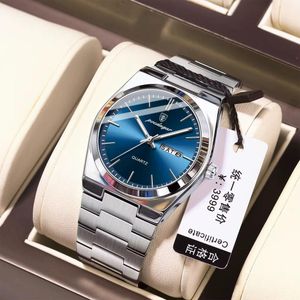 Montre de Luxe Poedagar pour Homme en Acier inoxydable argenté avec Cadran Bleu.