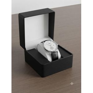 Montre pour Homme en cuir.