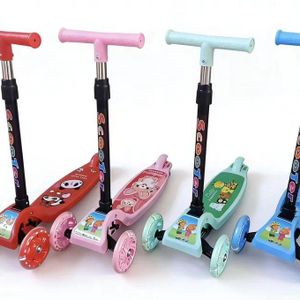 Trottinette 3 Roues Pliable pour Enfants – Guidon Réglable et Design Moderne