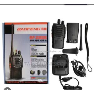 PAIRE DE TALKIE WALKIE DE HAUTE PORTÉE RECHARGEABLE AVEC LAMPE INTÈGREE 