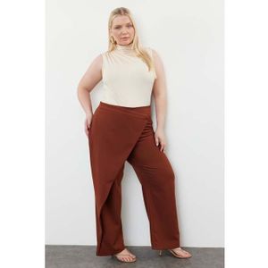 Trendyol Pantalon Tissé Marron À Jambes Larges Avec Fermeture Croisée TBBSS24AR00049