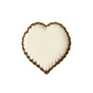 Lot de 4 assiettes en cœur bg