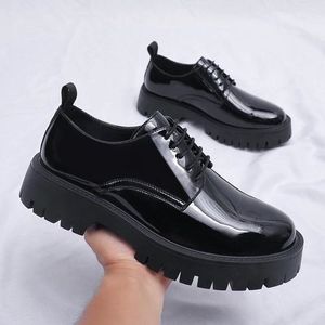 Grosse chaussure noir discount