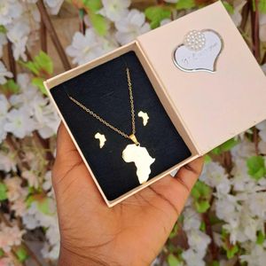 Chaîne femme carte doré ensemble bijoux dame pendentif inox mode luxe amour cœur love coffret bijoux cadeau mariage cadeau d'anniversaire cadeau Noël Saint Valentin fête des mères cadeau pour femme boucle d'oreille bracelet femme pierre précieuse 