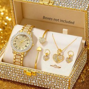 Ensemble de 6 bijoux tendance pour femme comprenant une montre-bracelet ronde, un collier, des boucles d'oreilles, une bague et un bracelet étincelants.