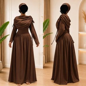 Mode Robe Longue Élégante Femme avec Drapé – Style Chic