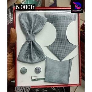 Coffret Accessoires Cravate + Pince + Nœud Papillon + Pochette + Bouton De Manchettes - gris