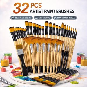 Ce set de 32 pinceaux acryliques est doté de poils en nylon de haute qualité et comprend différents types de pinceaux tels que des pinceaux ronds, noisette, plats, éventail, biseautés et fins, adaptés aux peintures acryliques, à l'huile et à l'aquarelle.