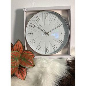 Horloge Murale moderne Maple Leaf home rad, 40cm