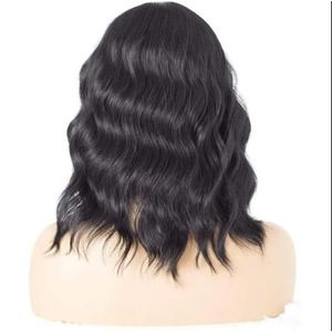 Perruque noire bouclée courte à hauteur d'épaules