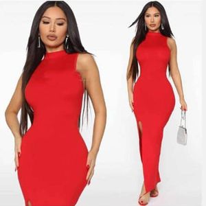 Robe moulante dame sans manche
