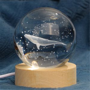 Veilleuse boule de cristal 3D baleine