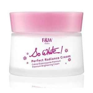Fair & White Crème de corps So White PREMIUM Illuminé pour tous types de peaux 