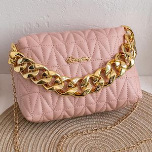 Femme Une Bandoulière Sac De Messager Sac Losange Chaîne De Mode Femme Sac à Bandoulière Brodé Lingge à Main Petit Sac Carré