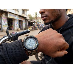 Montre Digitale Sport Militaire Camouflage - Écran LCD - Boussole - Étanche - Homme