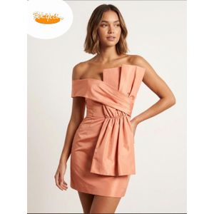 Mode Robe de Soirée et Cocktail Courte Bustier Pêche - Coupe Ajustée avec Drapé Asymétrique et Effet Nœud
