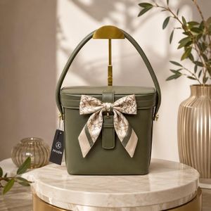 Sac à Main Seau avec Anse et Nœud Décoratif en Similicuir Élégant et Raffiné - Bleu.