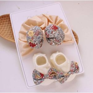 ACCESSOIRES BÉBÉ – BARETTE+CHAUSSETTE