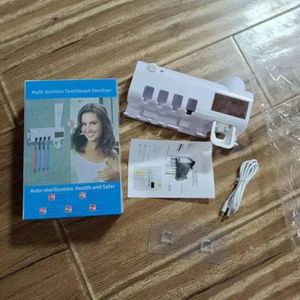 Protège-Brosse à Dents Mural avec Couvercle – Porte Brosse à Dents Hygiénique Anti-Poussière, Anti-Microbes, Support de Brosse à Dents pour Salle de Bain