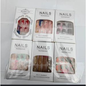 MAGNIFIQUE KIT DE 12 FAUX ONGLES AUTO COLLANTS POUR MANICURE RAPIDE À DOMICILE