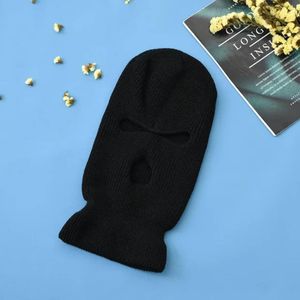 Cagoule chaude à trois trous 