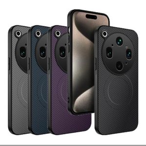 Coque Modèle Carbone Skin pour OPPO FIND X9 ULTRA , Design Magsafe et texture en fibre de carbone ultra-douce , Compatible avec chargement sans fil