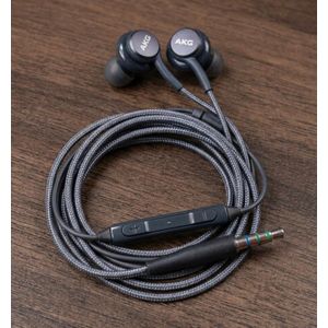 Samsung Écouteurs Filaires Premium – Prise Jack 3.5mm – Son Stéréo Haute Fidélité & Micro Intégré