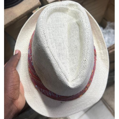 product_image_name-Generic-Chapeau Élégant Unisexe – Design Moderne – Léger et Confortable-1