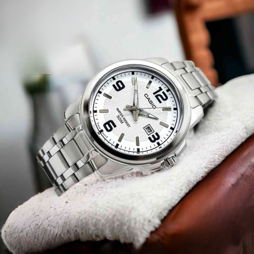 Montre casio sales homme solde