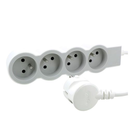 Legrand Multiprise 4pc 2p+t 16a 3*1 1.5m 50535 - image 3