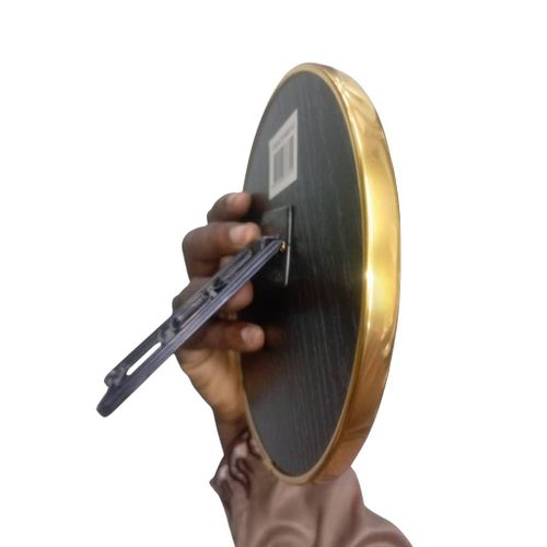 product_image_name-Generic-Tableau Décoratif Islamique Rond Premium – Calligraphie Arabe Dorée sur Fond Violet – Décoration Murale Spirituelle Élégante-2