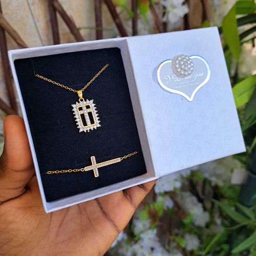 product_image_name-Fashion-Bijoux chaîne femme croix doré 2en1 chaîne bracelet pendentif ensemble bijoux accessoire femme inox luxe mode stylé femme cadeau femme coffret cadeau anniversaire femme fête mere Saint Valentin Mariage amour cœur -3