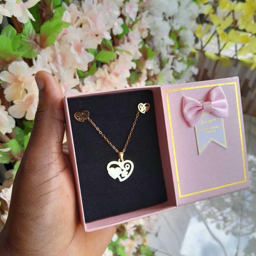product_image_name-3D Fashion-Ensemble chaine et  boucles  d'oreilles Doré 45cm En Acier Inoxydable pendentif coeur idéal cadeau pour saint  valentin , anniversaire, mariage -1