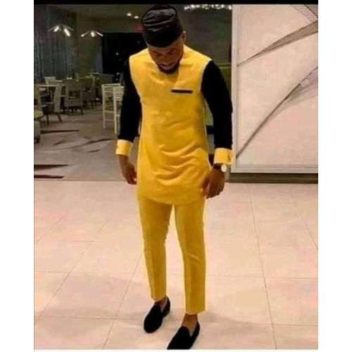 Ensemble jaune homme sale