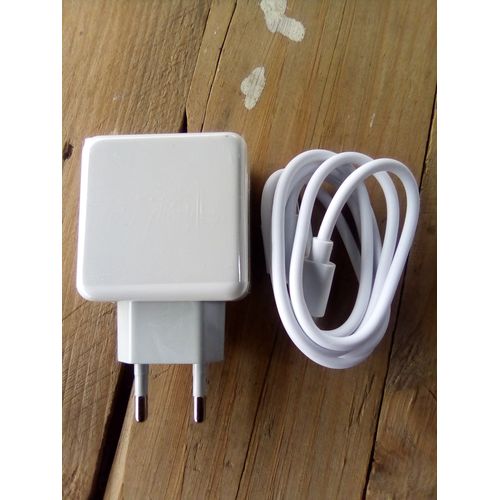 Generic Chargeur Android - Charge Rapide - Blanc Super Propre