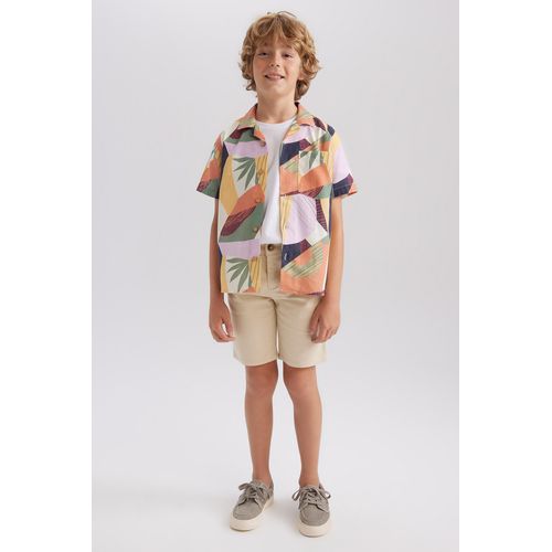 Garcon en deals short court