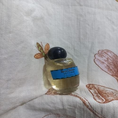 product_image_name-Generic-Agréable Huile Essentielle-Vétiver 10 Ml-1