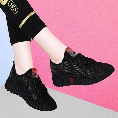 Chaussures de sport pour femme pas cher 2025